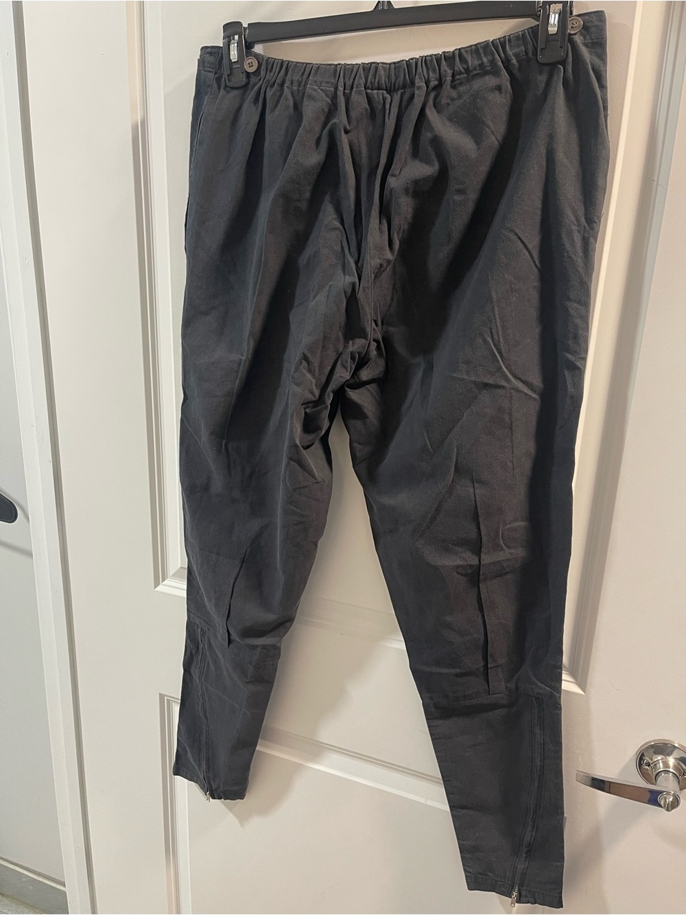 Yohji Yamamoto Black Elastic Waist Tapered Jogger Pants Unisex Have Spots